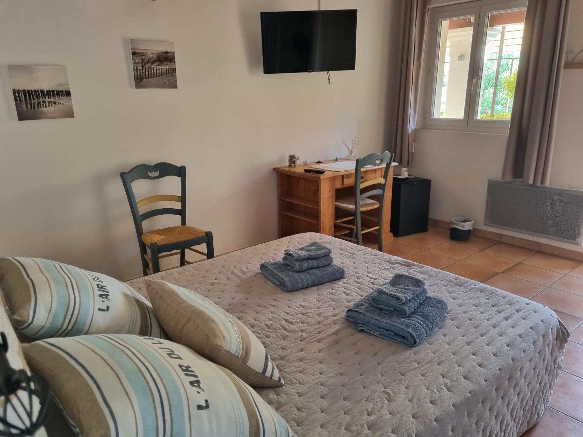 La Fanette Hotel Montbrison-sur-Lez Luaran gambar