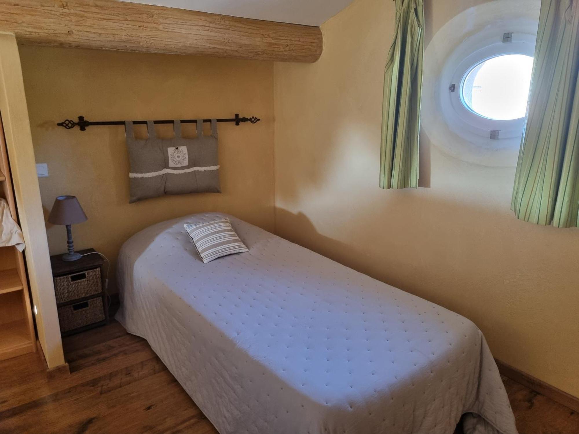 La Fanette Hotel Montbrison-sur-Lez Luaran gambar