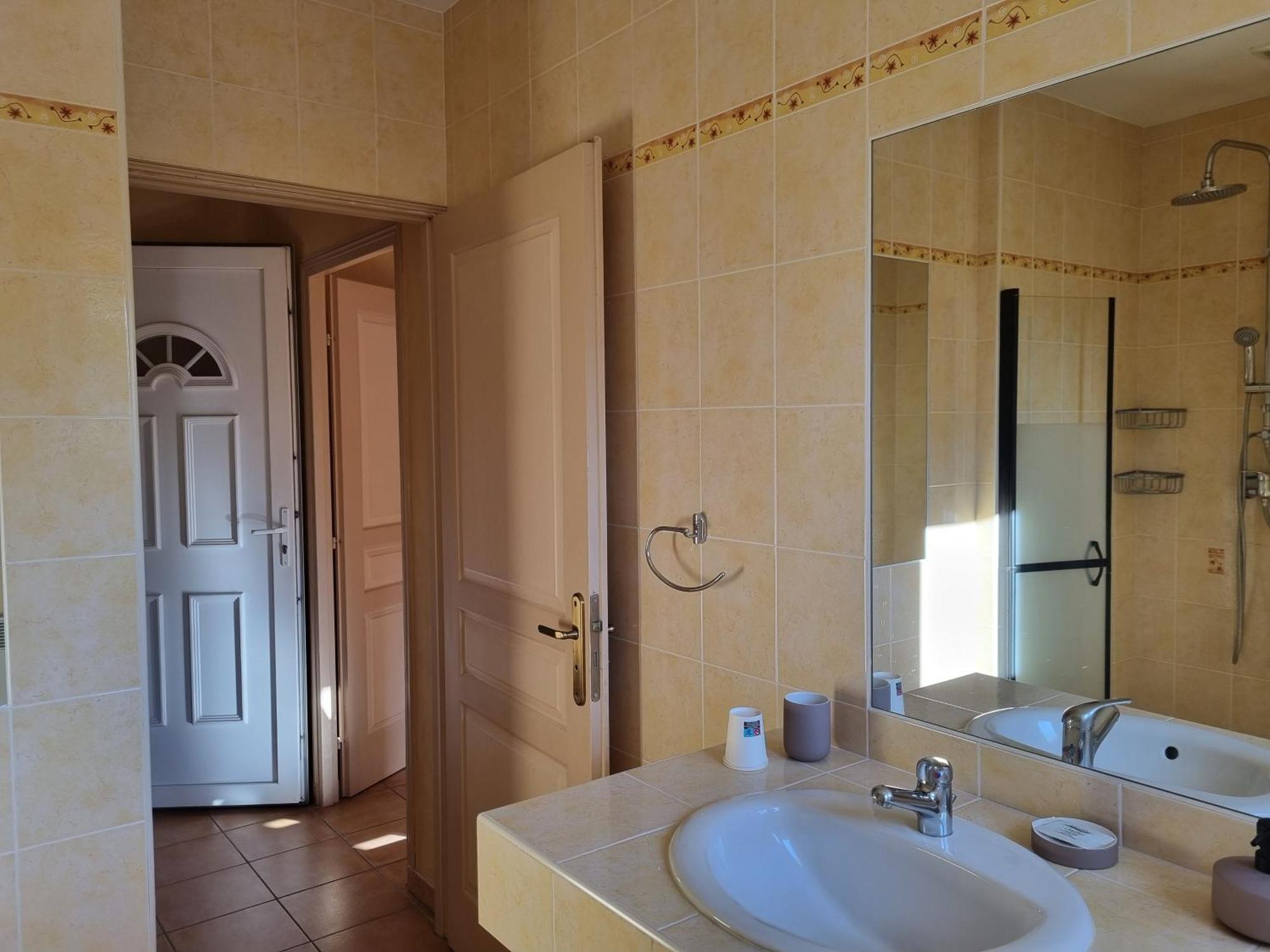La Fanette Hotel Montbrison-sur-Lez Luaran gambar